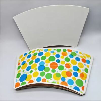 kupować Jednostronny PE PLA powlekany papierowy kubek Fan Paper Cup Materiał do produkcji papieru drewnianego Pulp do produkcji zimnych kubków na napoje online manufacture