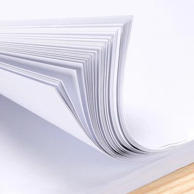 Papier mit hoher Glättlichkeit A4 Kopierpapier 80 gm Bürodruckpapier
